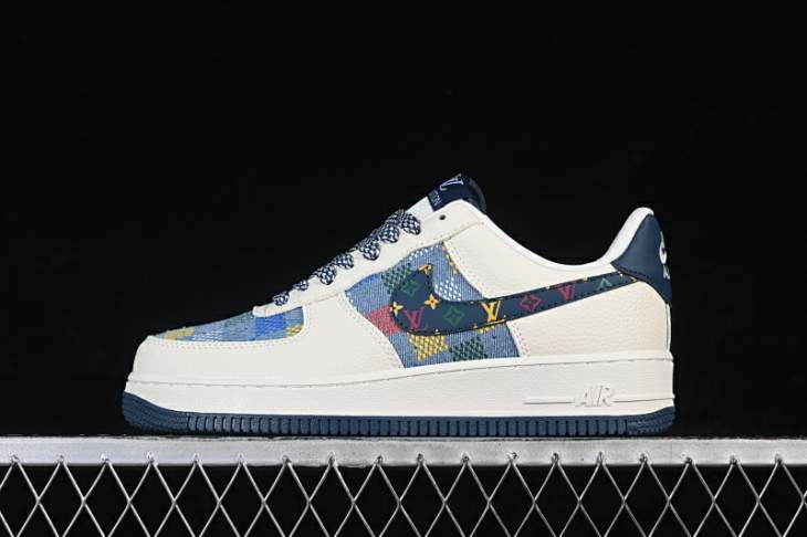 Picture of Air Force 1 _SKUfw22147610979590358fw